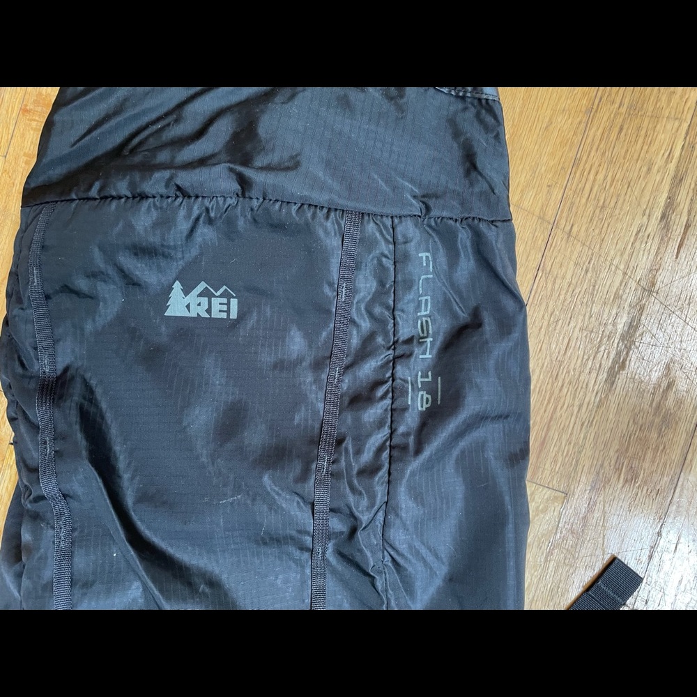 REI Flashpack